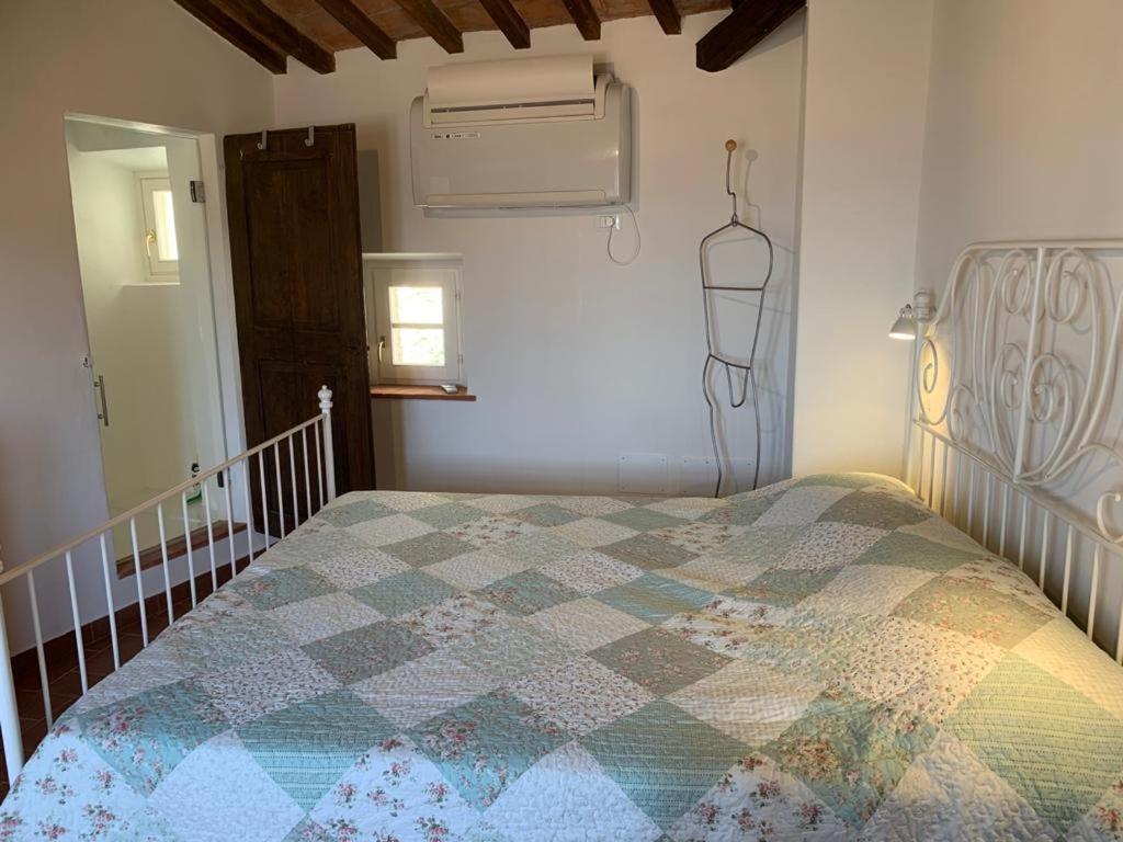 Ferienwohnung In Piazza Casale Marittimo Exterior foto